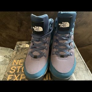 Northface Boots Women’s size 8.5 Brand New